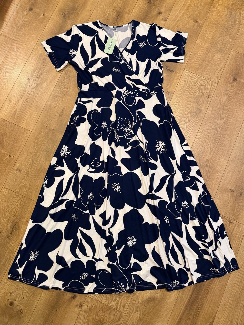 Auselily Navy/White Floral Maxi Wrap Dress V-Neck Pockets Size 2XL